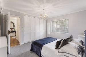 Bedroom- click for photo gallery